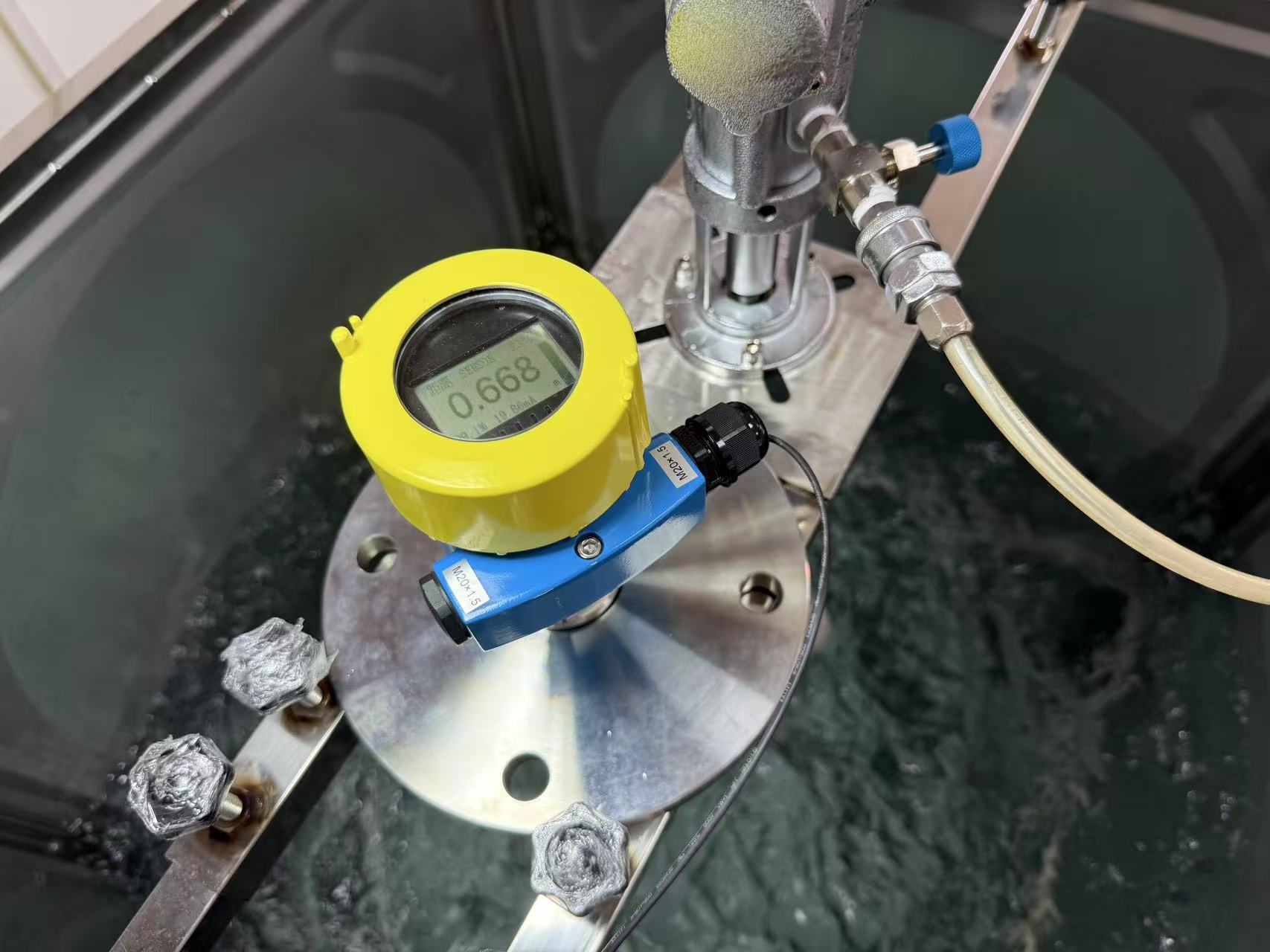 所有液体都能用雷达测吗？(图1)